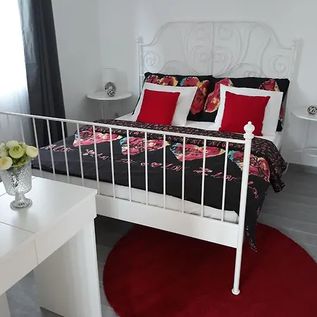 House Matenda House Ferienhaus Solin