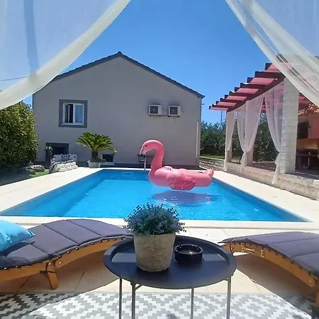 House Matenda House Solin