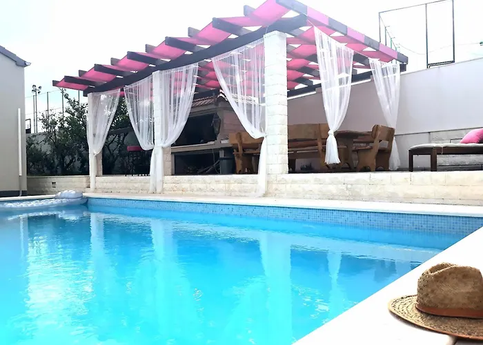 Vakantiehuis House Matenda House